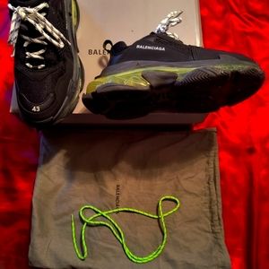 Balenciaga Triple S
